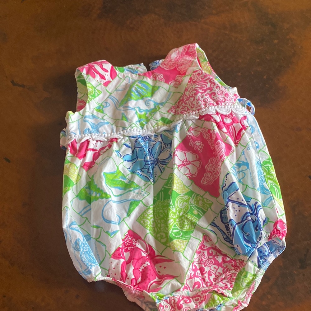 Lilly Pulitzer romper Euc